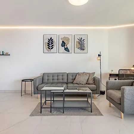 Relax On The Huge Terrace With Sea View 2 Mins To The Apartmán