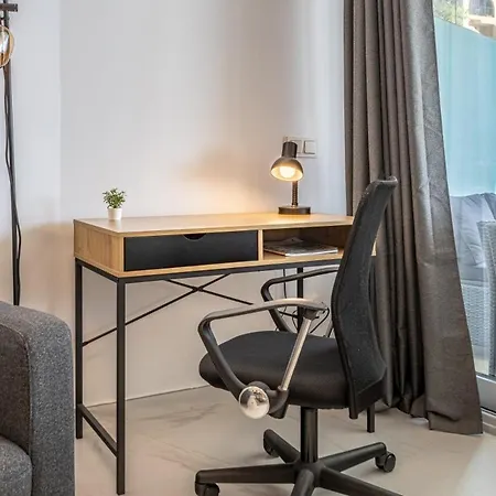 Apartmán Relax On The Huge Terrace With Sea View 2 Mins To The Fuengirola