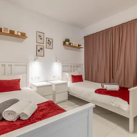 Lägenhet Relax On The Huge Terrace With Sea View 2 Mins To The Fuengirola